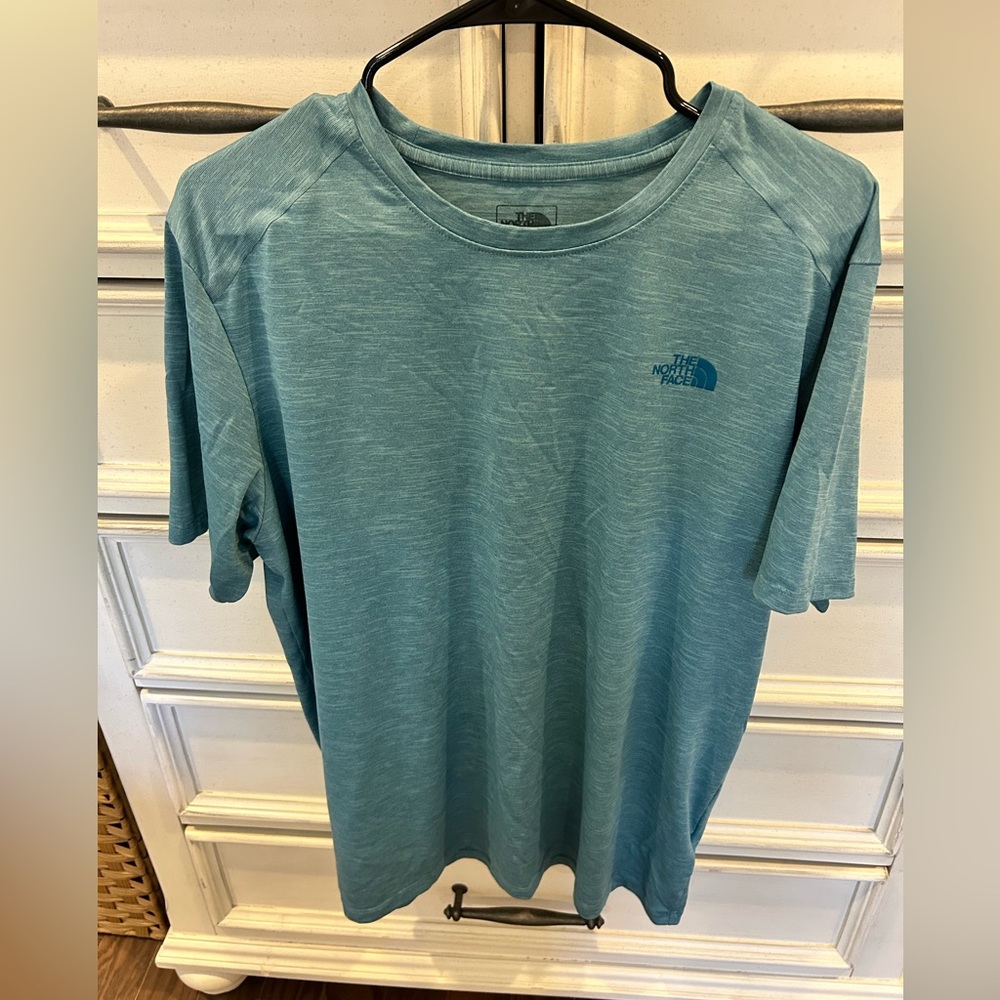 Men’s The North Face dry fit blue shirt